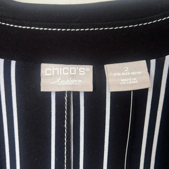 NEW Chico's Travelers Contrast Trim Trench Coat Black Sz 12
Sinky knit # - Picture 3 of 7